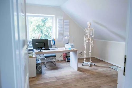 Liebscher & Bracht-Schmerztherapie in Fahrdorf